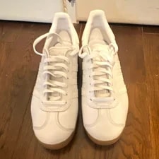 Adidas — Adidas Gazelle ’s Low Top Lace-Up /Gum — Sneaker — resale