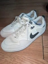 Nike SB — Nike SB Alleyoop Low Top Lace-Up / Athletic — Sneaker — resale