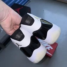 Air Jordan 11 Retro “Gratitude” (2023) New Without Box 4