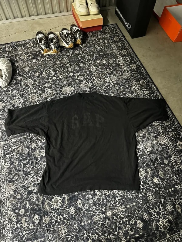 Balenciaga — Yeezy X Gap X Balenciaga Dove Tee — streetwear — resale