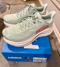 Hoka Clifton 10 Size 9 Wide 2E / Neon New in Box 2