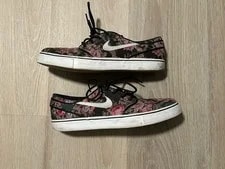 Nike SB Zoom Air Stefan Janoski Digi Camo Floral ’s Size 10 482972-900 2