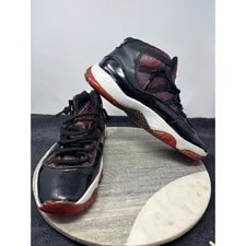 Air Jordan — Air Jordan 11 Retro Basketball Shoes 10 — Sneaker — resale