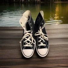 Converse ALL Stars Size 10.5 M 2