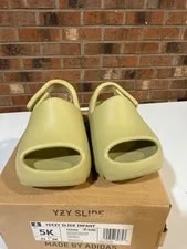 Adidas Yeezy Slide ‘Resin’ - FZ5900 - Infant Size 5K - in Hand! 2