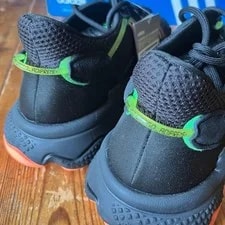 2019 Adidas Originals Ozweego Cblack Sgreen Hireco EE5696 Us10.5 4
