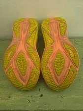 Asics Superblast 2 Paris, Light, Bouncy, Stable, Size 7 (5.5 ) 2