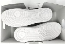 Nike Air Force 1 Low Top Size 6.5 / 8 4