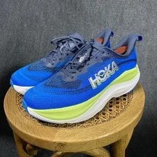 Hoka Skyflow Running 9.5 D Gym Run Shoes Low Top Excellent 2