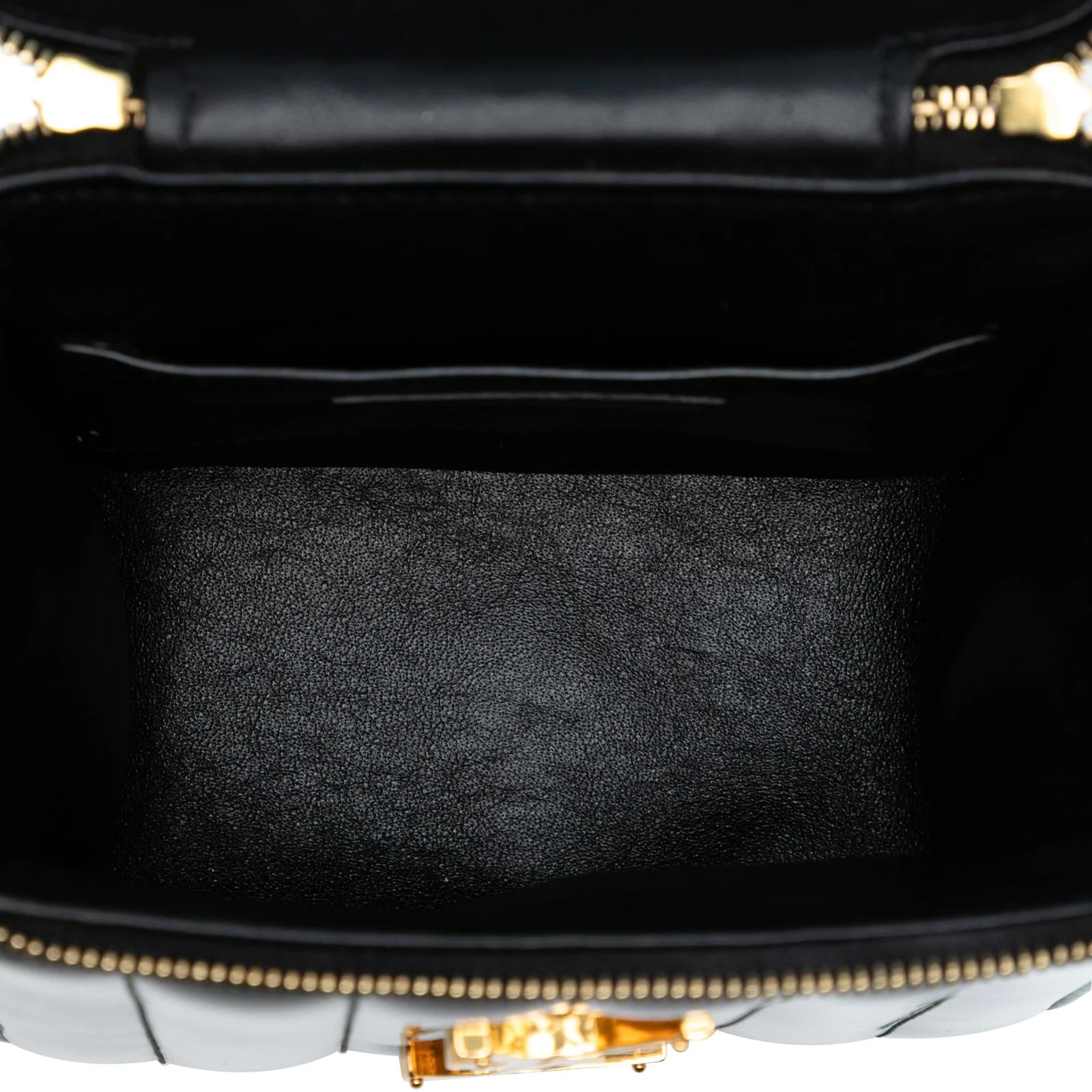 Vicky Vanity 4