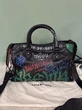 Balenciaga Graffiti Classic City 2