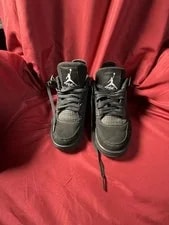 Air Jordan — Air Jordan 4 Retro Cat (2020 Release) — Sneaker — resale