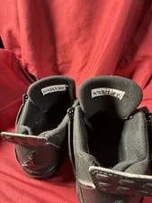 Air Jordan 4 Retro Cat (2020 Release) 3