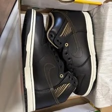 Nike SB — Nike SB Dunk High OG QS Pawnshop Skate Co Metallic — Sneaker — resale
