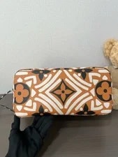 Louis Vuitton Neverfull Crafty Ltd Medium Shopper Duty Pa 4