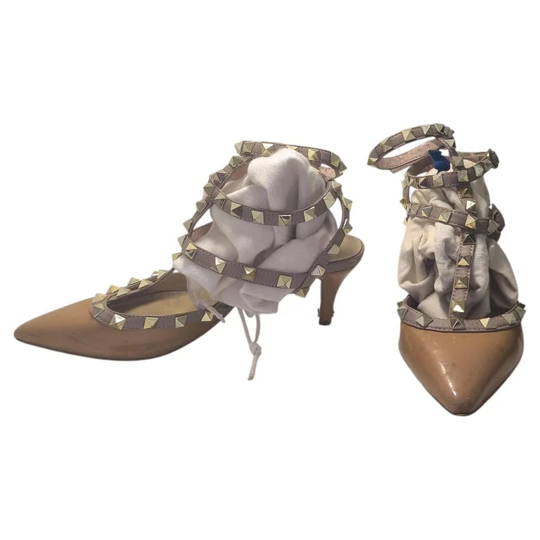 Valentino — Valentino Rock Stud Pointed Tip High — Designer Shoe — resale