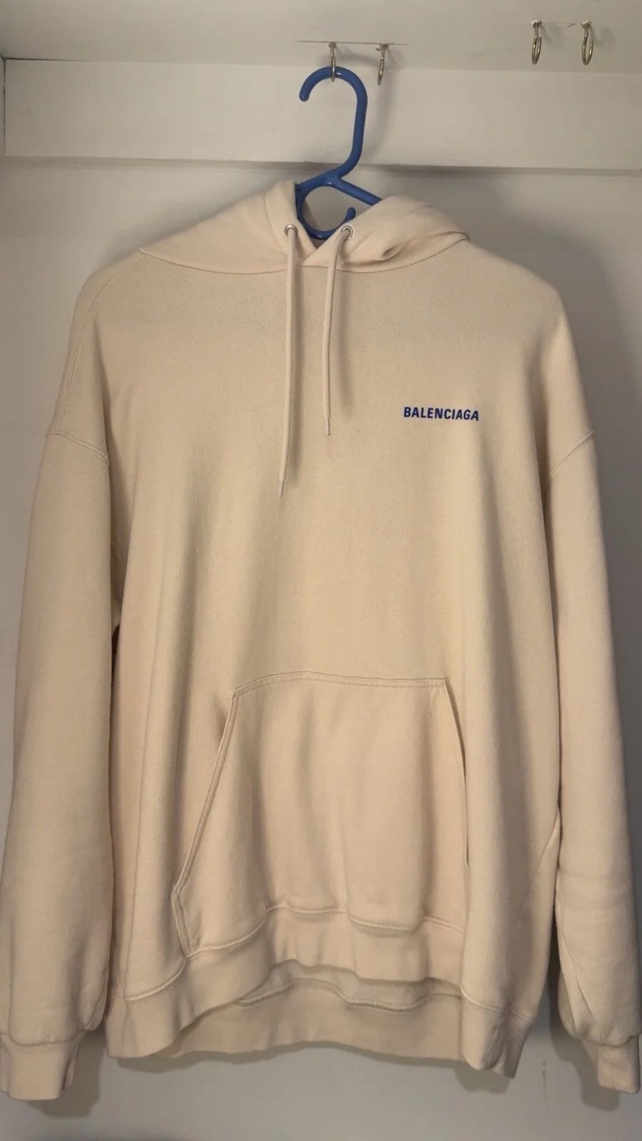 Balenciaga — Balenciaga Logo Print Hoodie — streetwear — deal