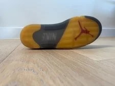 AJ5 Retro Off-White Muslin 3