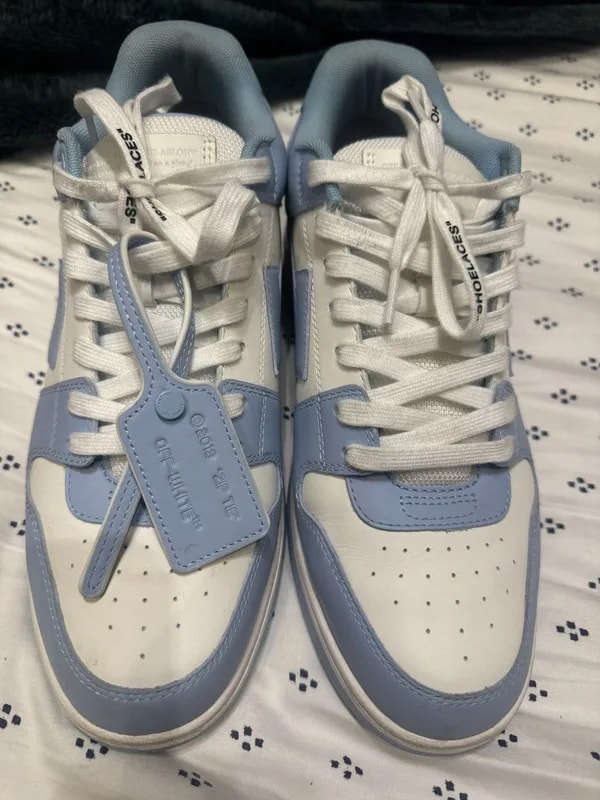 Off-White — Off-White Out of Office “ ” — Sneaker — resale