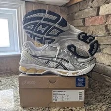 Asics — Asics Kayano 14 Tai-Chi Size 9.5 1203A537-101 — Sneaker — resale