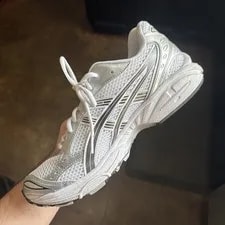 Asics Kayano 14 Tai-Chi Size 9.5 1203A537-101 4