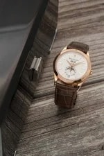 Patek Philippe Annual Calendar / White Dial / 2024 / 5905R-001 2