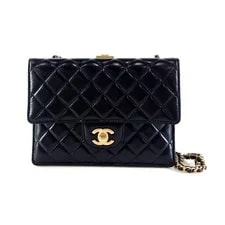 Chanel — Chanel Metal Clip Flap AS4479 10509 140365530 — Handbag — resale
