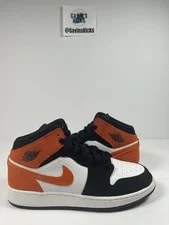 Size 6.5 - Air Jordan 1 Mid 2