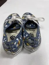 Disney Vans Donald Duck LImited Edition Low Top 4.5 6 4