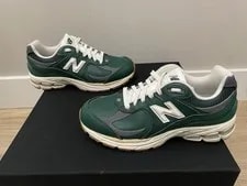 New Balance 2002R “ Pack” ’S Size 6 - M2002RVI 4