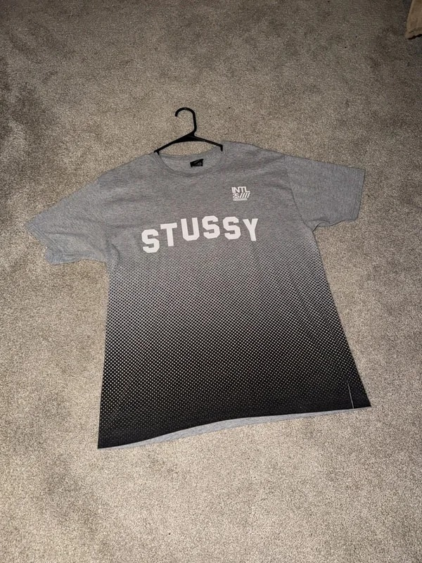 Gray/Black Stüssy t-shirt jersey graphic — Clothing — resale
