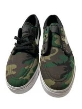 Nike SB Stefan Janoski 8 Camo Low 615957-901 Missing Lace 3