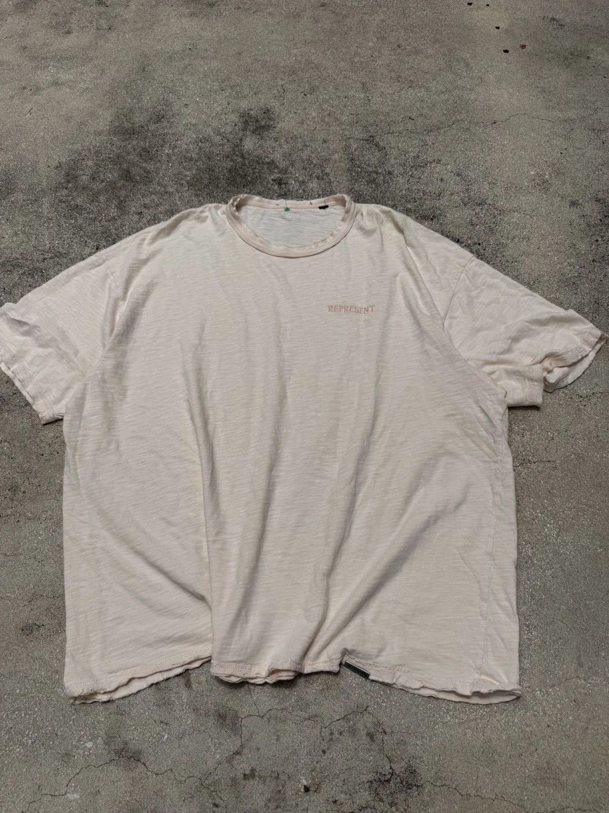 Represent — Represent Boxy Fit T Shirt in — streetwear — resale