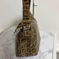 Fendi Mamma Bucket Pattern Enamel X 4