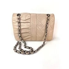 Chanel Pile Ou Face Flap Clair One 2