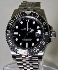 2026 Rolex GMT Master II 126710GRNR Jubilee Bracelet "Bruce Wayne" 4