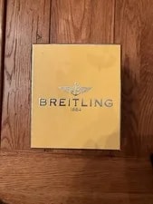 Breitling Super Avenger A13370 (Pristine Condition, No Signs of Wear) 4