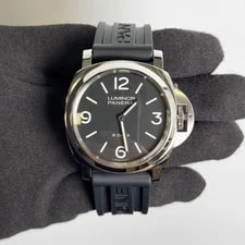 Panerai Luminor 44mm Black Dial Ref# PAM00560 2