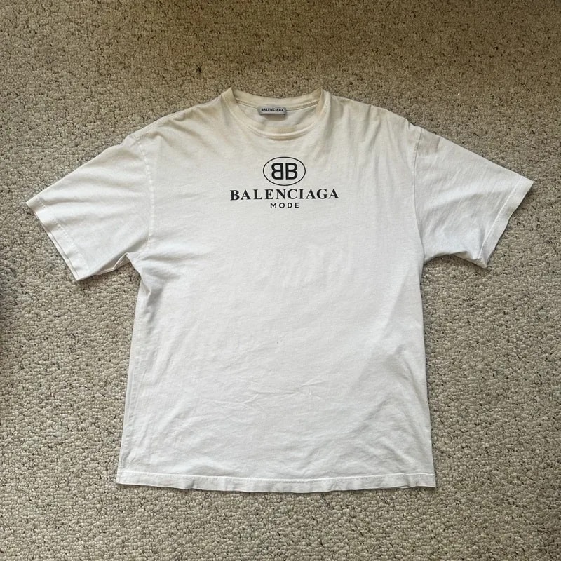 Balenciaga — Balenciaga Mode Tee Shirt — streetwear — resale