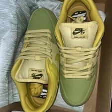 Size 9.5- Nike SB Dunk Low Quartz 2