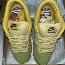 Size 9.5- Nike SB Dunk Low Quartz 3