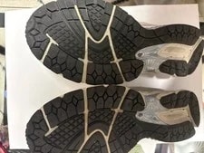 9.5US New Balance M2002Rmi 2002R 3