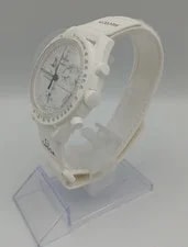 Snoopy Collaboration Model SO33W700 Omega Swhatch 2