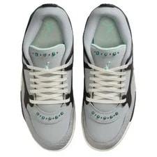 [IH7320-031] -- Jordan Air 4 Low Top Basketball Shoes Gr 3