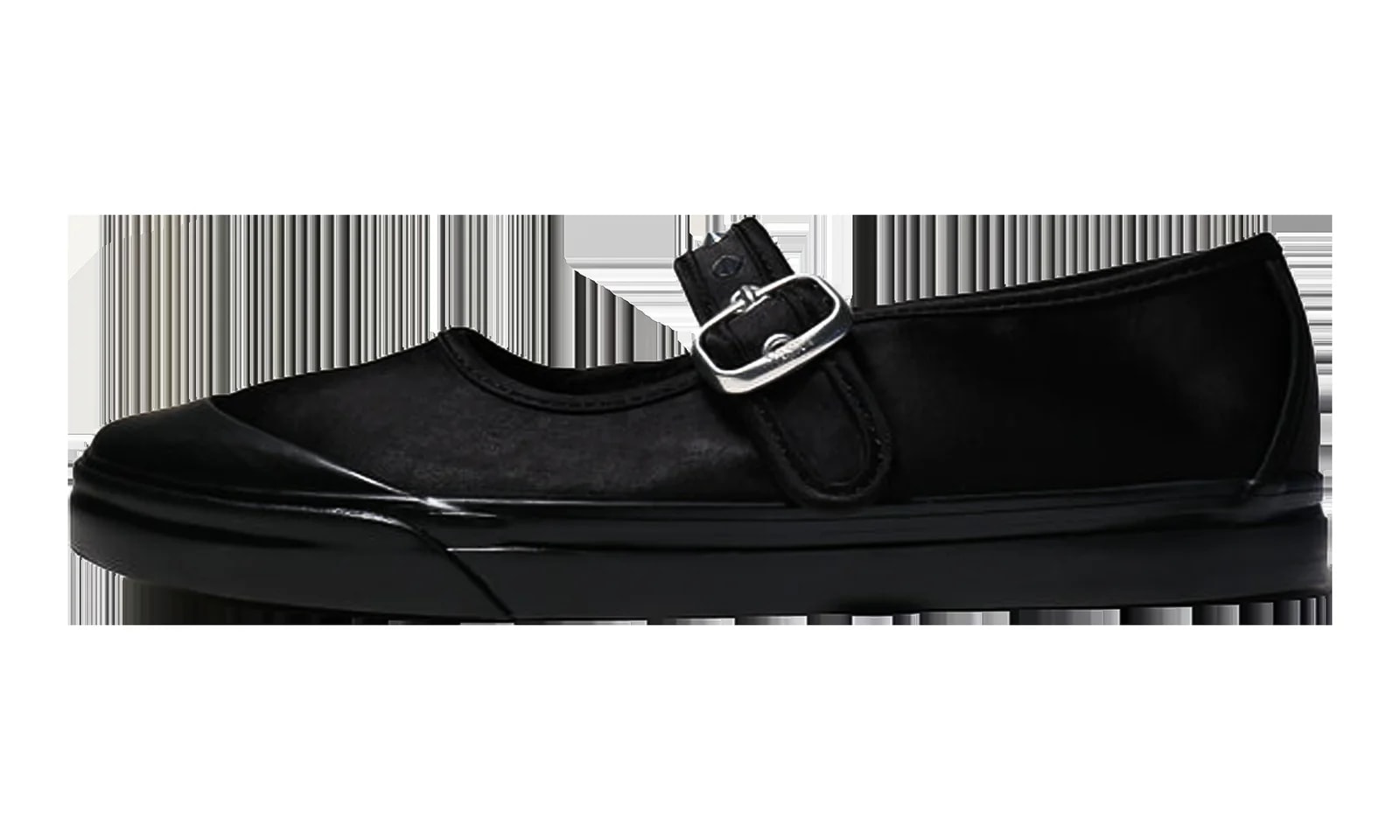 Mary Jane Lowpro "Studs " VN000D34BMA 3