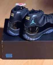 Air Jordan — New Air Jordan 11 Retro — Sneaker — resale