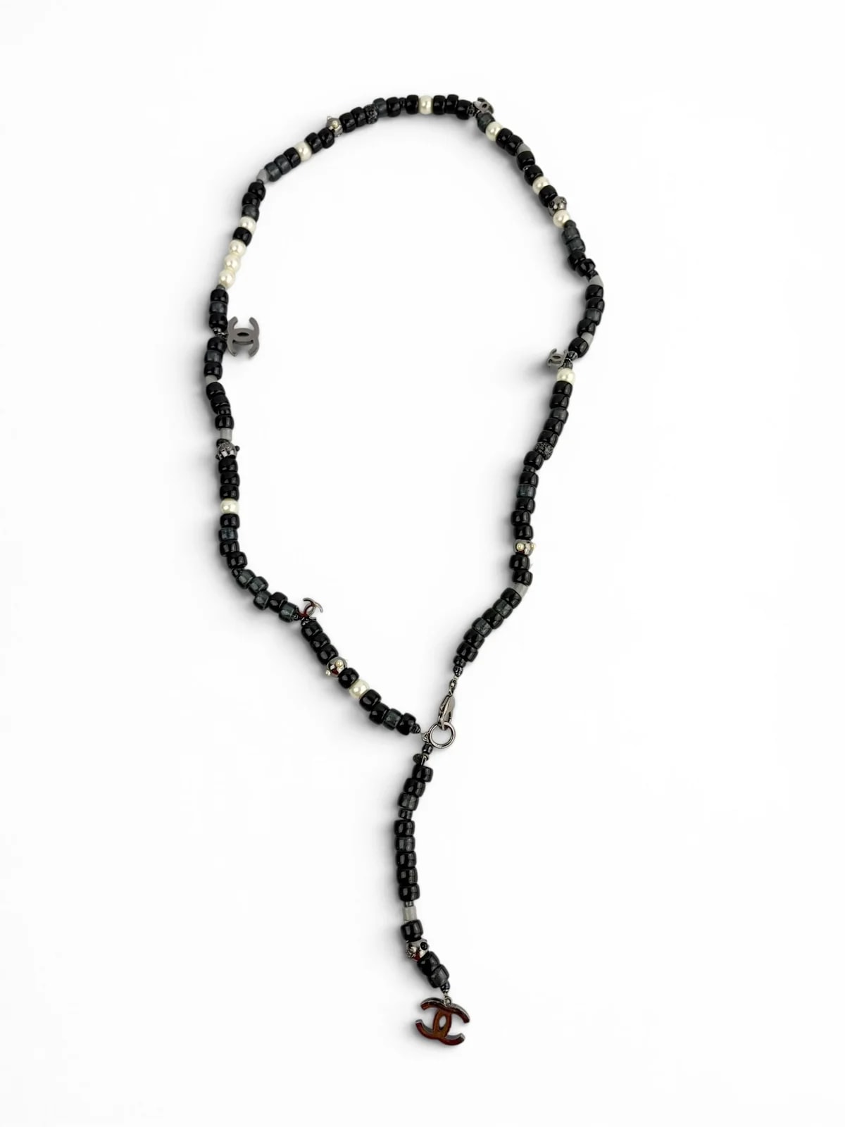 Chanel — Chanel Beaded Lariat Necklace — Accessory — resale