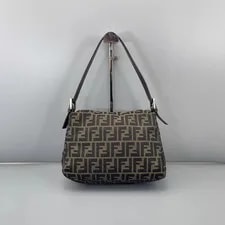 Authentic Fendi Large Baguette Underarm 2
