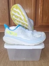 Clean $145 Hoka Clifton 9 Shoes 1127895-IWEP Size 10.5 2E Wide 2