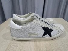 Golden Goose — 8.5US Golden Goose Gdb/Star Italian Model Limited — Sneaker — resale